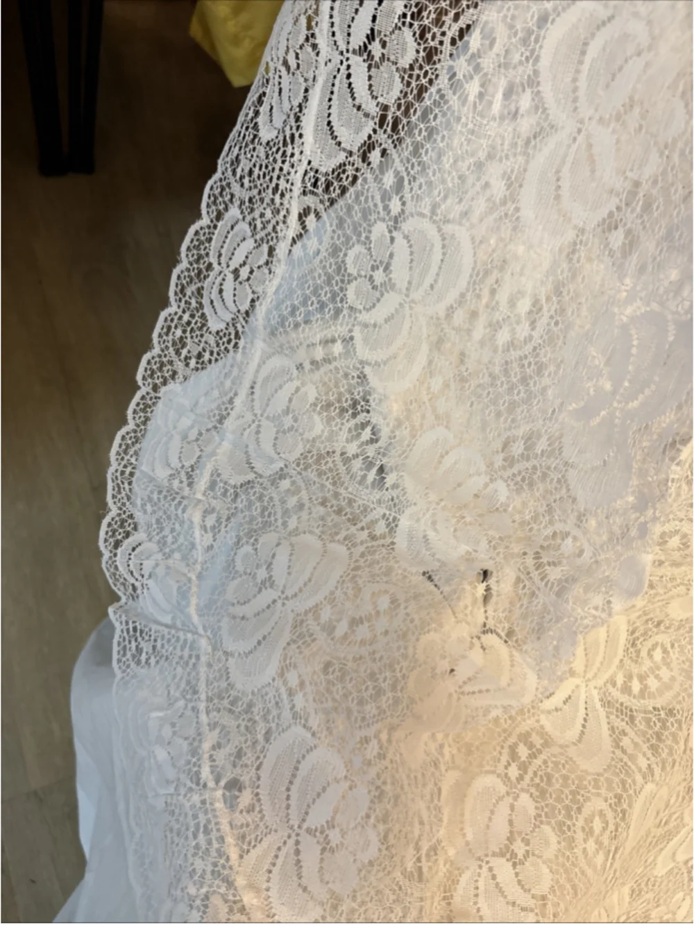 Lace White Round Table Cloth 80”